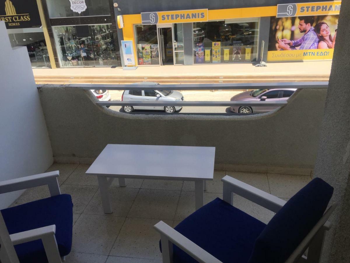 Modern Apartment In Paphos Town Centre Extérieur photo